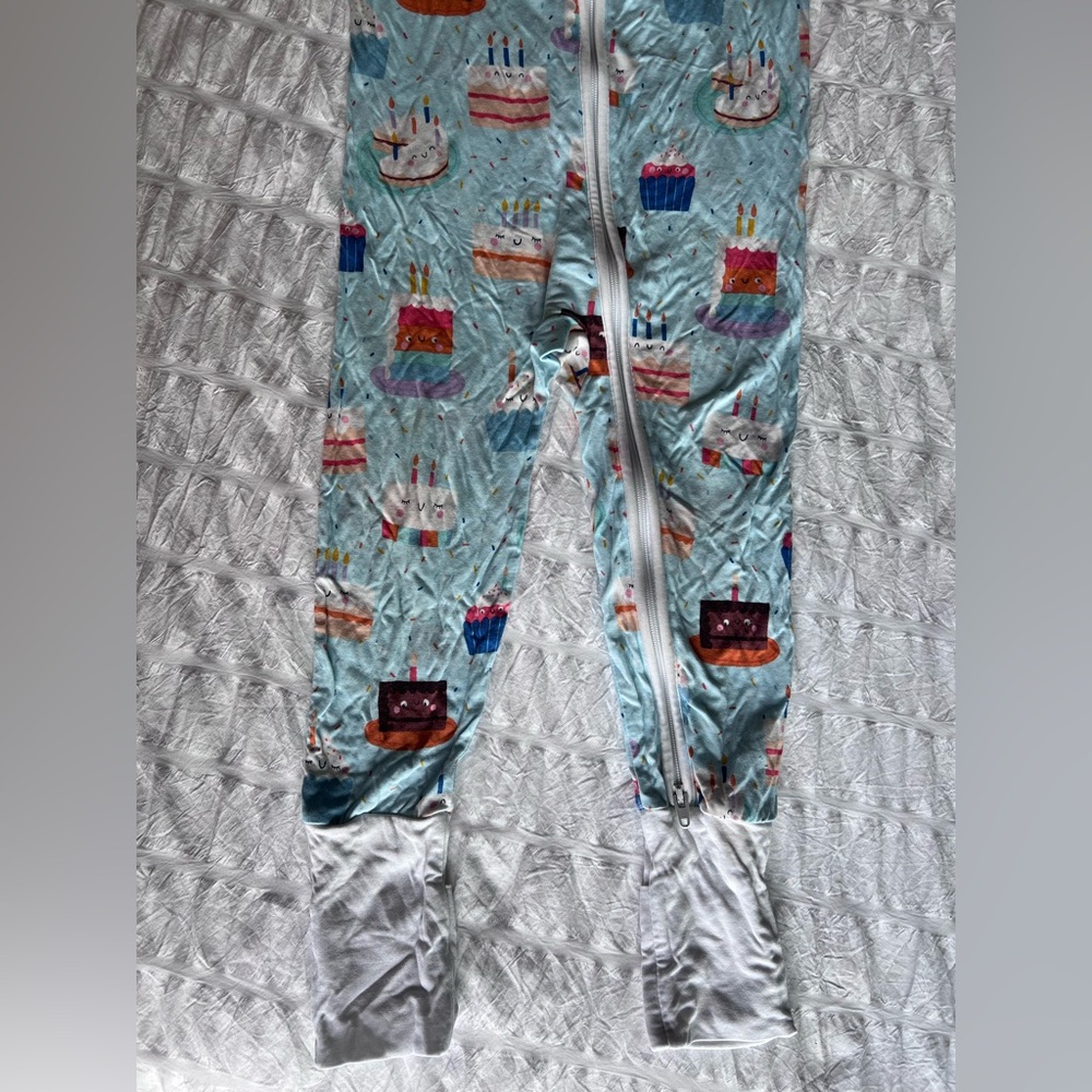 Little Sleepies Birthday Cake Zippy Pajamas 18-24M - Picture 6 of 12
